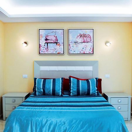 La Volpe Rossa B&B ลาสปัลมาส เด กรานคานาเรีย ภายนอก รูปภาพ
